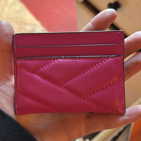 Tory Burch leather card case! Kira chevron - Picture 2 of 4